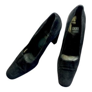 DKNY Vintage Italian ManMade Square Toe Pumps Size 8
